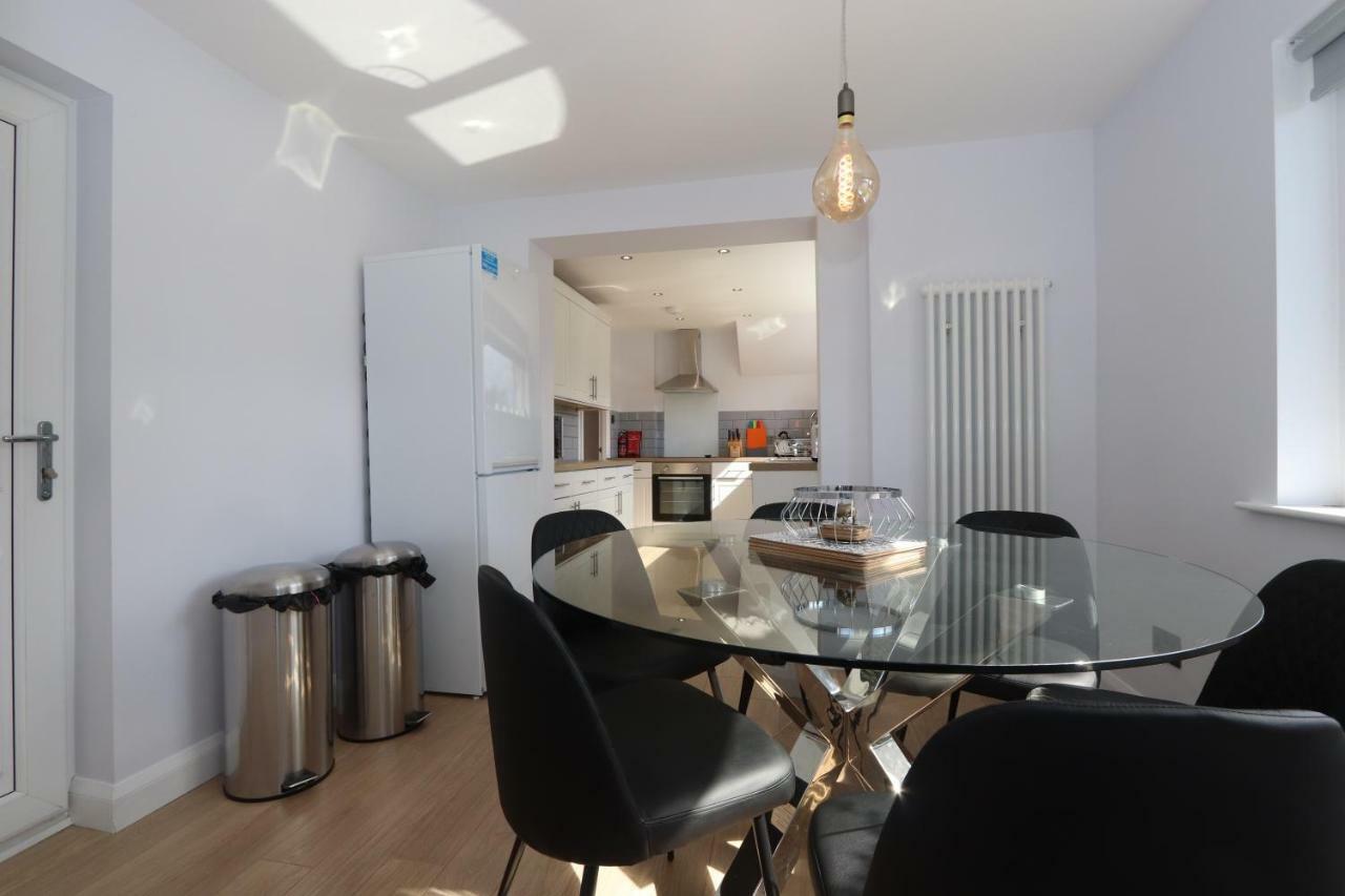 Dunfermline - Luxury 3 Bedroom 2 Bathroom Detached House With Garden Eksteriør billede