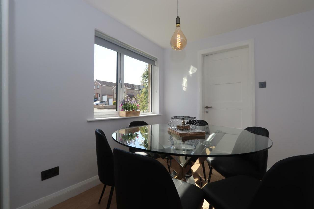 Dunfermline - Luxury 3 Bedroom 2 Bathroom Detached House With Garden Eksteriør billede