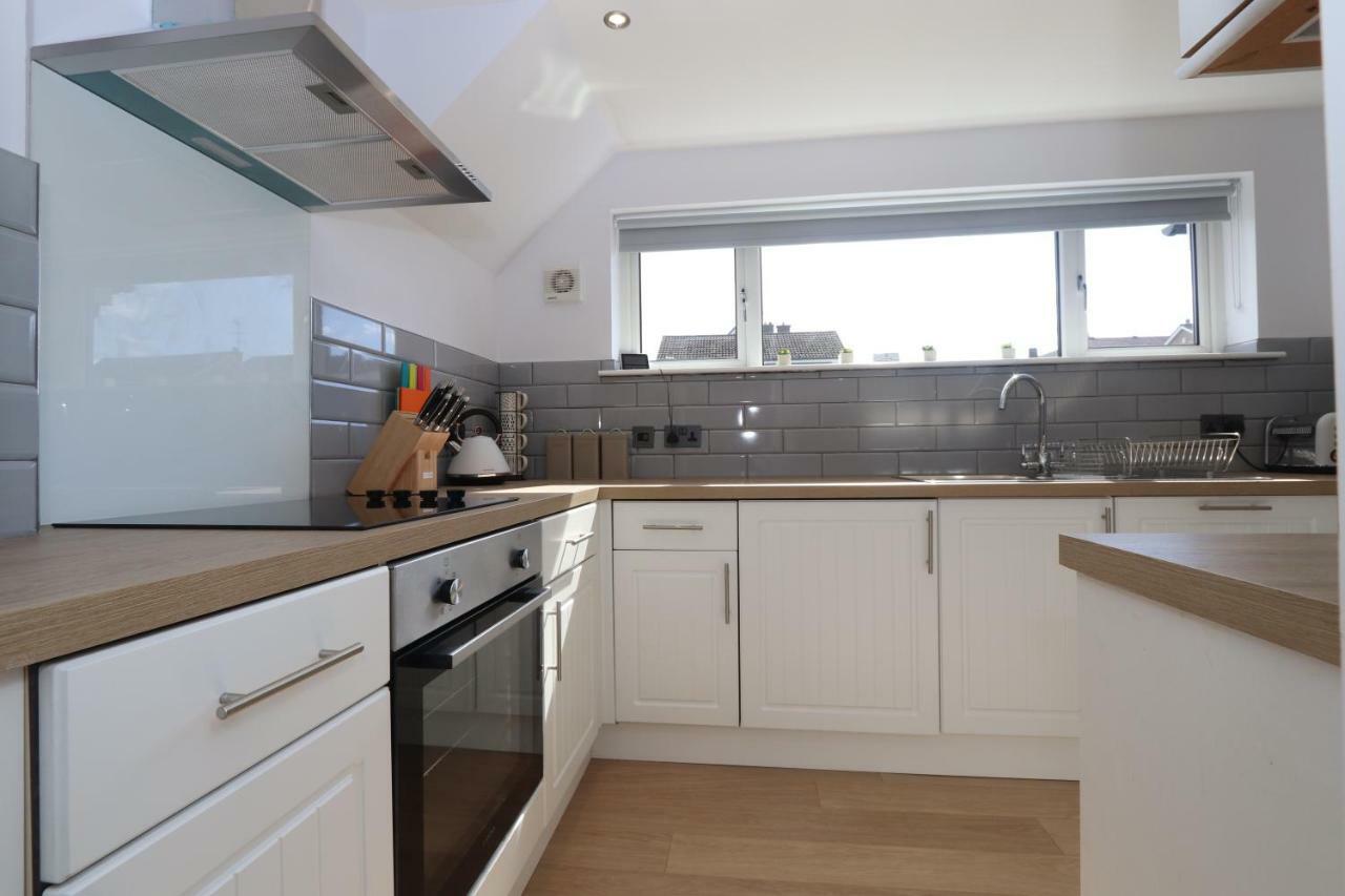 Dunfermline - Luxury 3 Bedroom 2 Bathroom Detached House With Garden Eksteriør billede