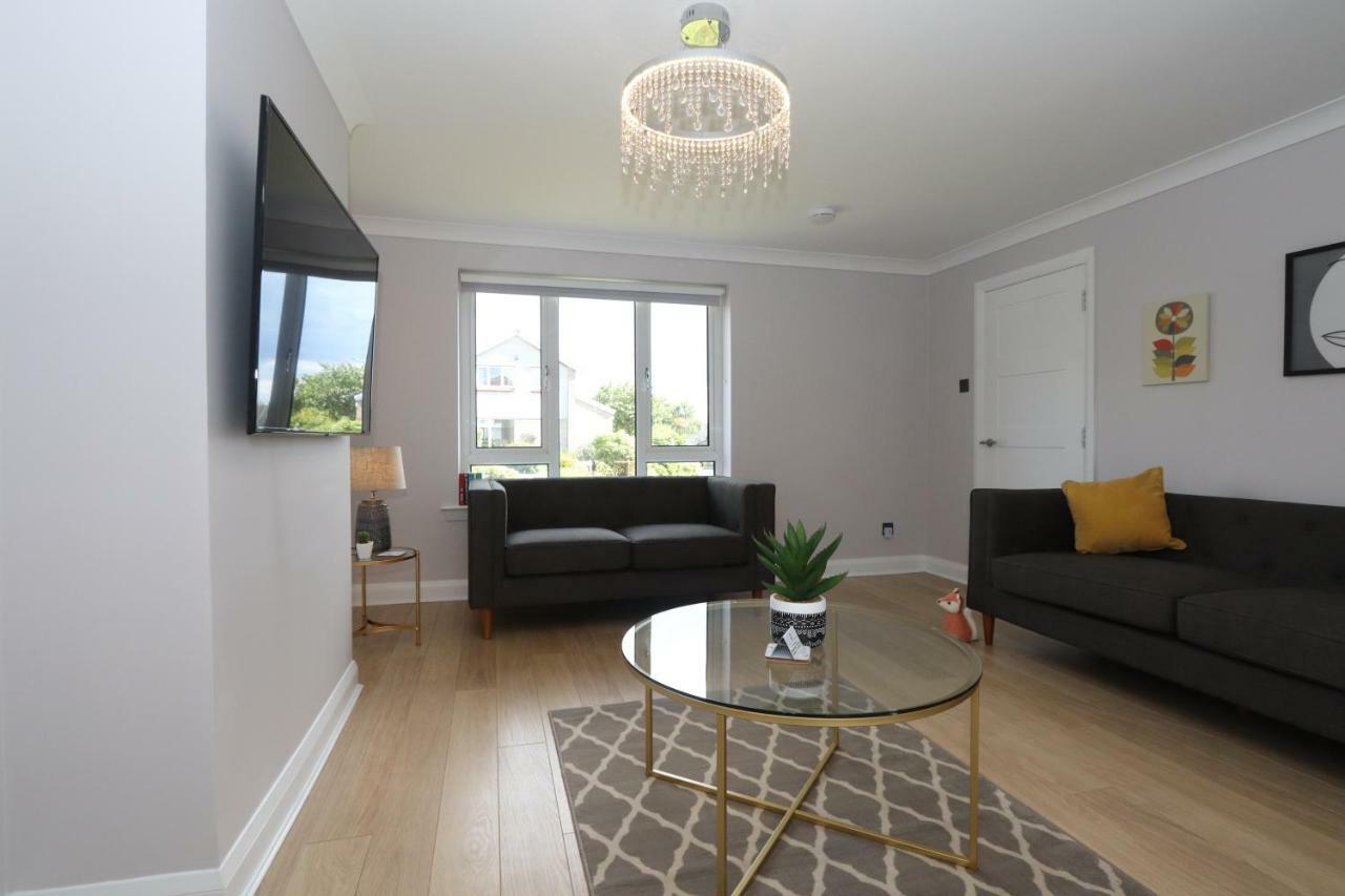 Dunfermline - Luxury 3 Bedroom 2 Bathroom Detached House With Garden Eksteriør billede